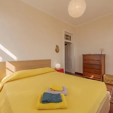 Ferienhaus Fuer 4 Personen Ca 250 Qm In Calheta, Madeira Suedkueste Von Madeira קלייטה