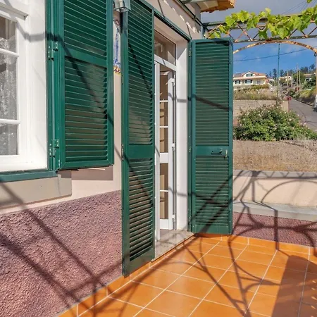 Ferienhaus Fuer 4 Personen Ca 250 Qm In Calheta, Madeira Suedkueste Von Madeira