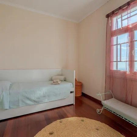 Ferienhaus Fuer 4 Personen Ca 250 Qm In Calheta, Madeira Suedkueste Von Madeira בית נופש קלייטה