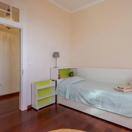 בית נופש Ferienhaus Fuer 4 Personen Ca 250 Qm In Calheta, Madeira Suedkueste Von Madeira קלייטה